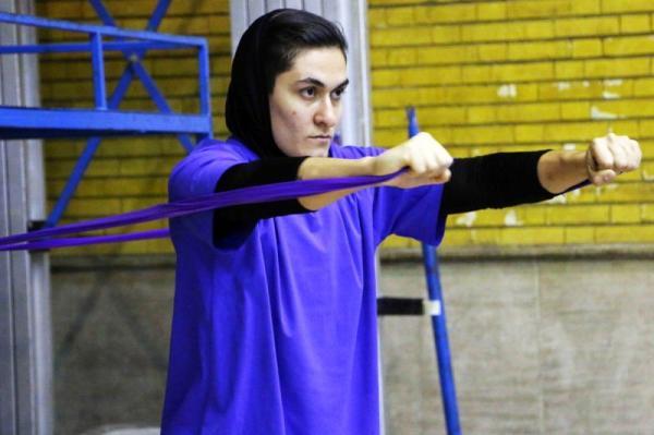 فیلم جنجالی لحظه احساسی دختر ایرانی در اسپانیا !